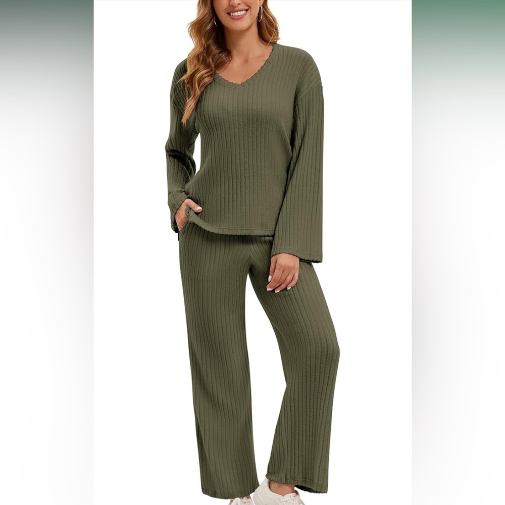 Olive Green Women's Ribbed Lounge Set size XL